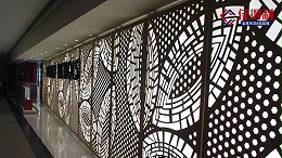 廊架门头窗花装饰都选择使用铝单板